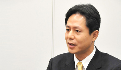 サントリーホールディングス株式会社 広報部 坂井康文氏