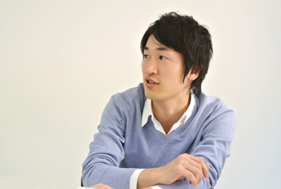 スポットライト代表取締役 柴田陽さん。柴田氏が設立した会社は、現在のスポットライトが4社目。別会社では「ショッピッ!」などの話題のサービスを手がけている。