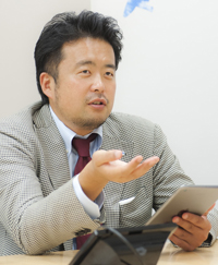 株式会社コーセー 宣伝部 宣伝企画・PR課 小林祐樹氏