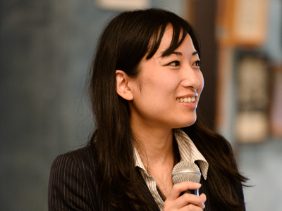 副編集長 安成蓉子 副編集長 安成蓉子