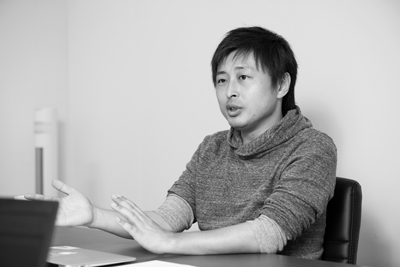 須藤憲司氏 須藤憲司氏