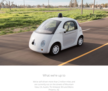 Googleが開発を進める自動運転カー(https://www.google.com/selfdrivingcar/より)ルーフに搭載された、カメラを含むセンサーが捉えられる情報を最大化するために丸みを帯びた形状となっている。また、車内空間も「運転(Driving)ではなく、乗る(Riding)ためにデザインされている」とGoogleは強調する。