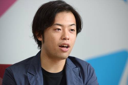 ユニリーバ・ジャパン・サービス株式会社 マーケティング-ホーム&パーソナルケア<br />アシスタントブランドマネジャー ラックス ヘア 板倉拓摩氏