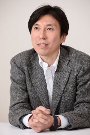 田島 玲(たじま・あきら)ヤフー株式会社 Yahoo! JAPAN 研究所 所長 2000年3月 東京大学大学院理学系研究科情報科学専攻博士課程修了、博士(理学)。1992~2002年 日本アイ・ビー・エム東京基礎研究所 研究員、2002~2005年 A.T.カーニー(戦略系コンサルティングファーム) コンサルタント、2005 ~2010年 日本アイ・ビー・エム東京基礎研究所 数理科学チームのリード。2011年にヤフー入社、2012年7月より現職。ヤフーの様々なサービスでのデータや先端技術の活用を部門横断で推進中。