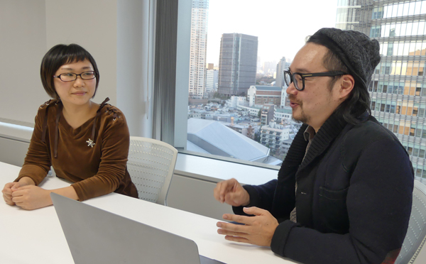 左から、UX事業部 ビジネス企画チーム プランナー 伊東春菜氏、同事業部 開発チーム 國原秀洋氏