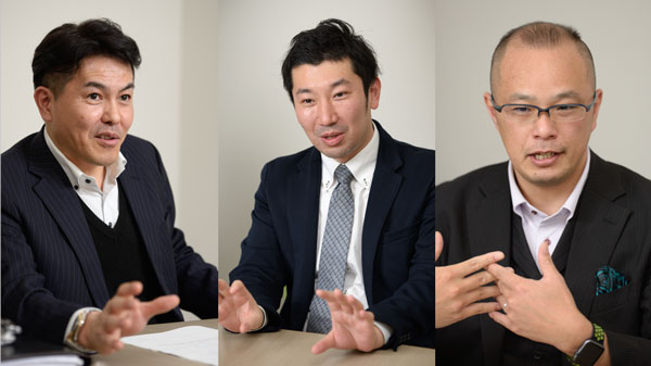 (左)株式会社クラブネッツ 代表取締役社長 冨安仁氏(中央)同社 執行役員 第2ソリューション事業本部 本部長 高垣俊勝氏(右)同社 上級執行役員 第4ソリューション事業本部 本部長 野尻猛氏
