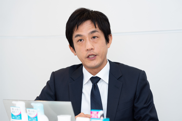 花王株式会社 キュレル事業部 ブランドマネージャー 篠原 正和氏