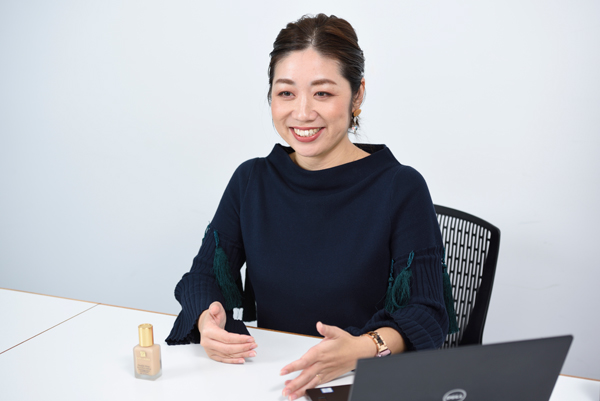 ELGC株式会社 エスティ ローダー事業部 デジタルマーケティングマネージャー 宮下麻未氏