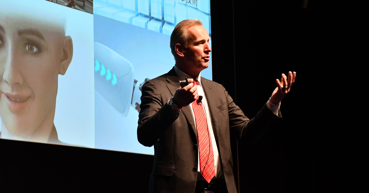 Btocの 体験価値重視 は Btobにも伝播する 日本オラクルが考える今必要なビジネス変革 1 3 Markezine マーケジン