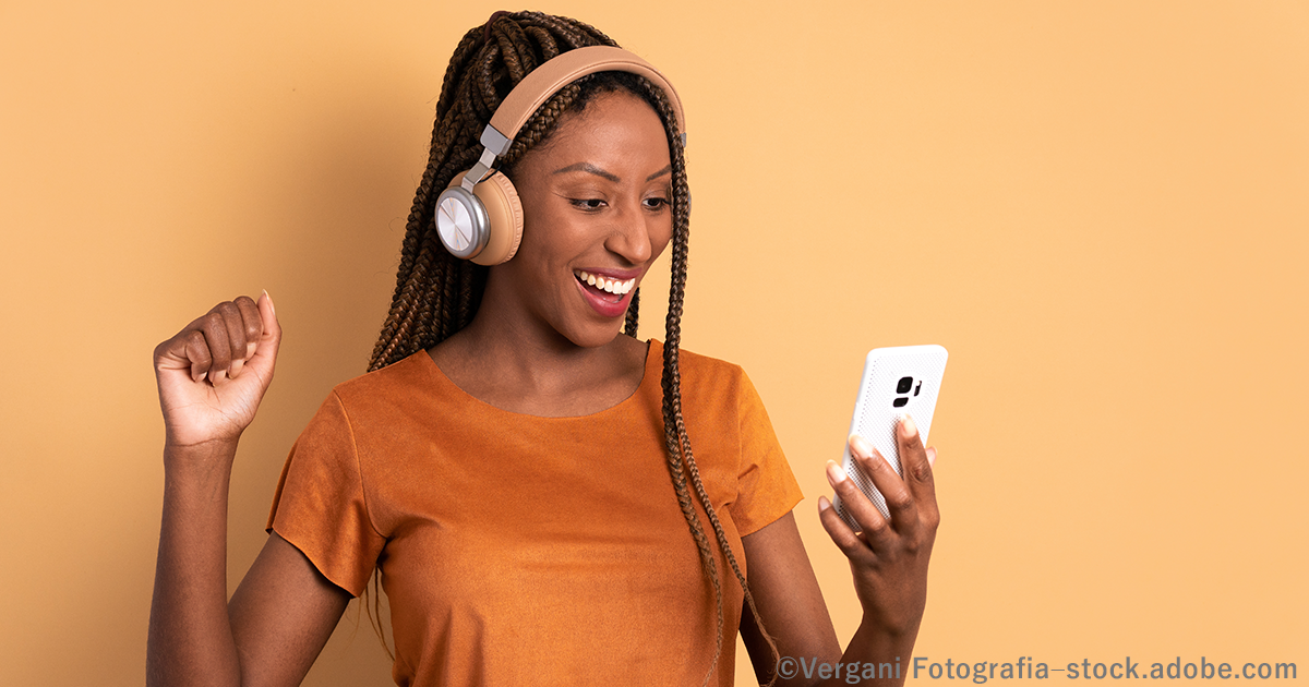 TikTokで流行りの曲はなぜバズる？特徴や理由、しくみを解説